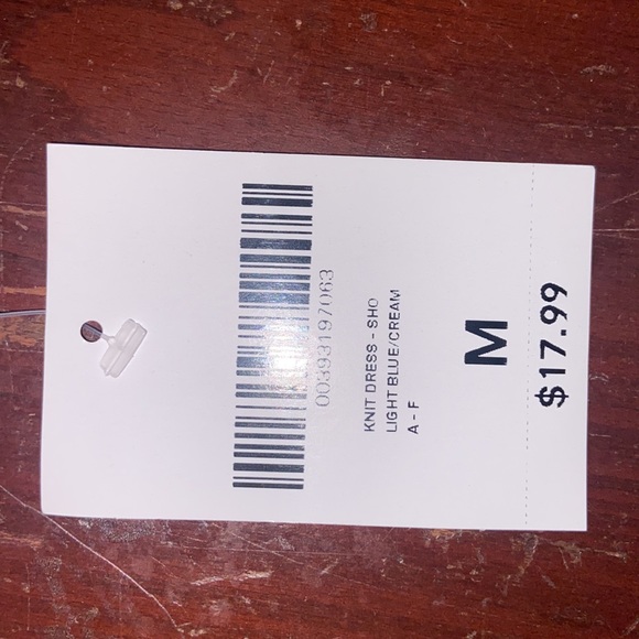 Summer Picnic Dress - Picture 3 of 3